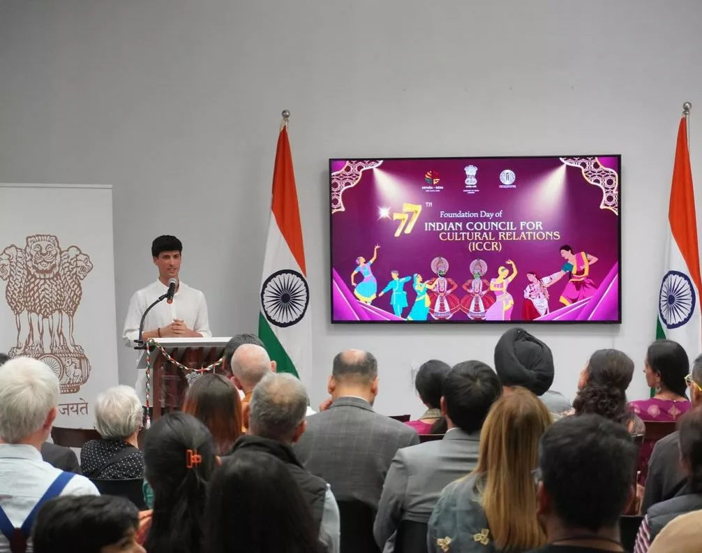 Francisco Valiente gives a speech as an alumnus of ICCR and shares his experience in India, his professional vission, finishing with a small bharatanatyam performance. 77th ICCR Foundation Day